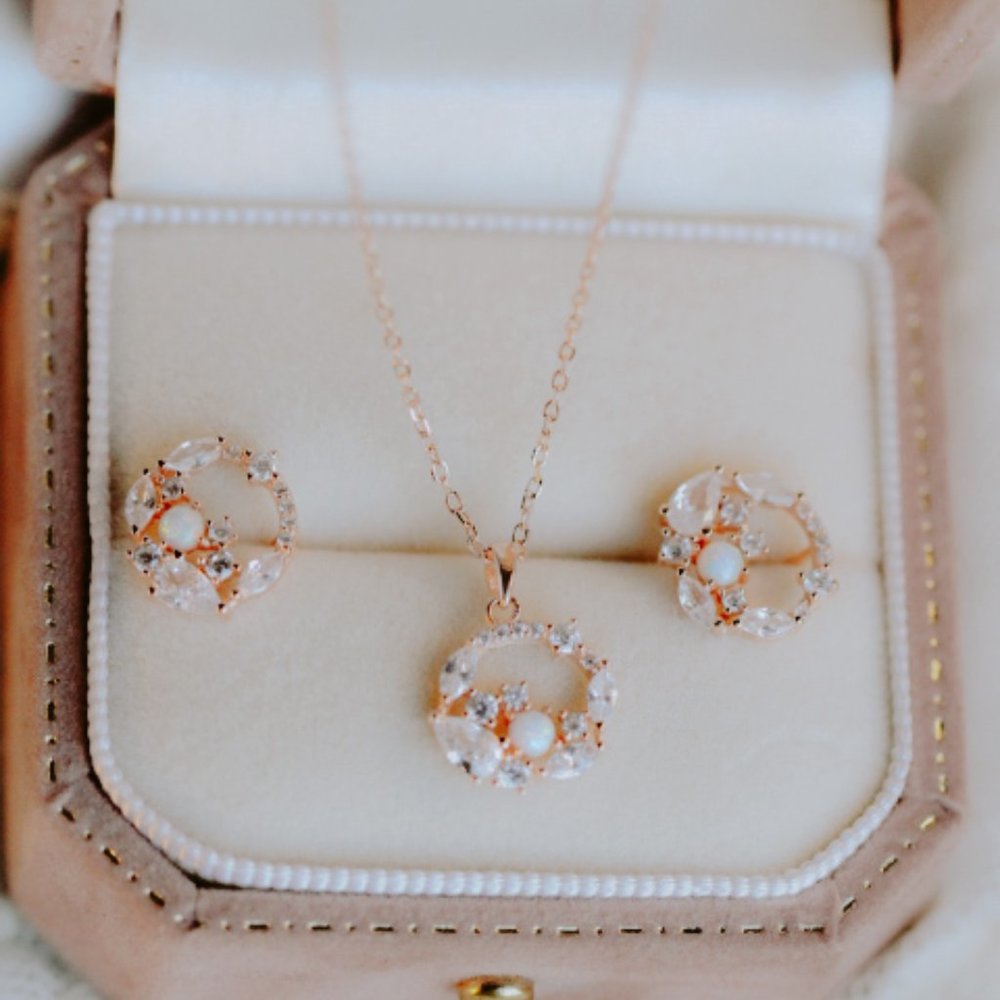 Gold Vermeil Rose Gold Fire Opal Floral Necklace - Picture 5 of 9